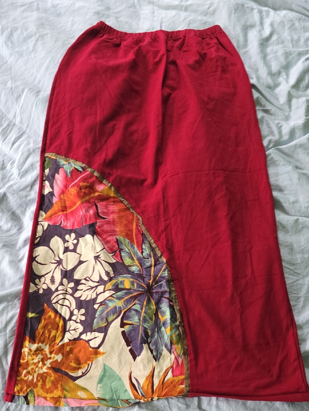 Rare VINTAGE Christine Damen - Women’s Red Tropical Panel Skirt
